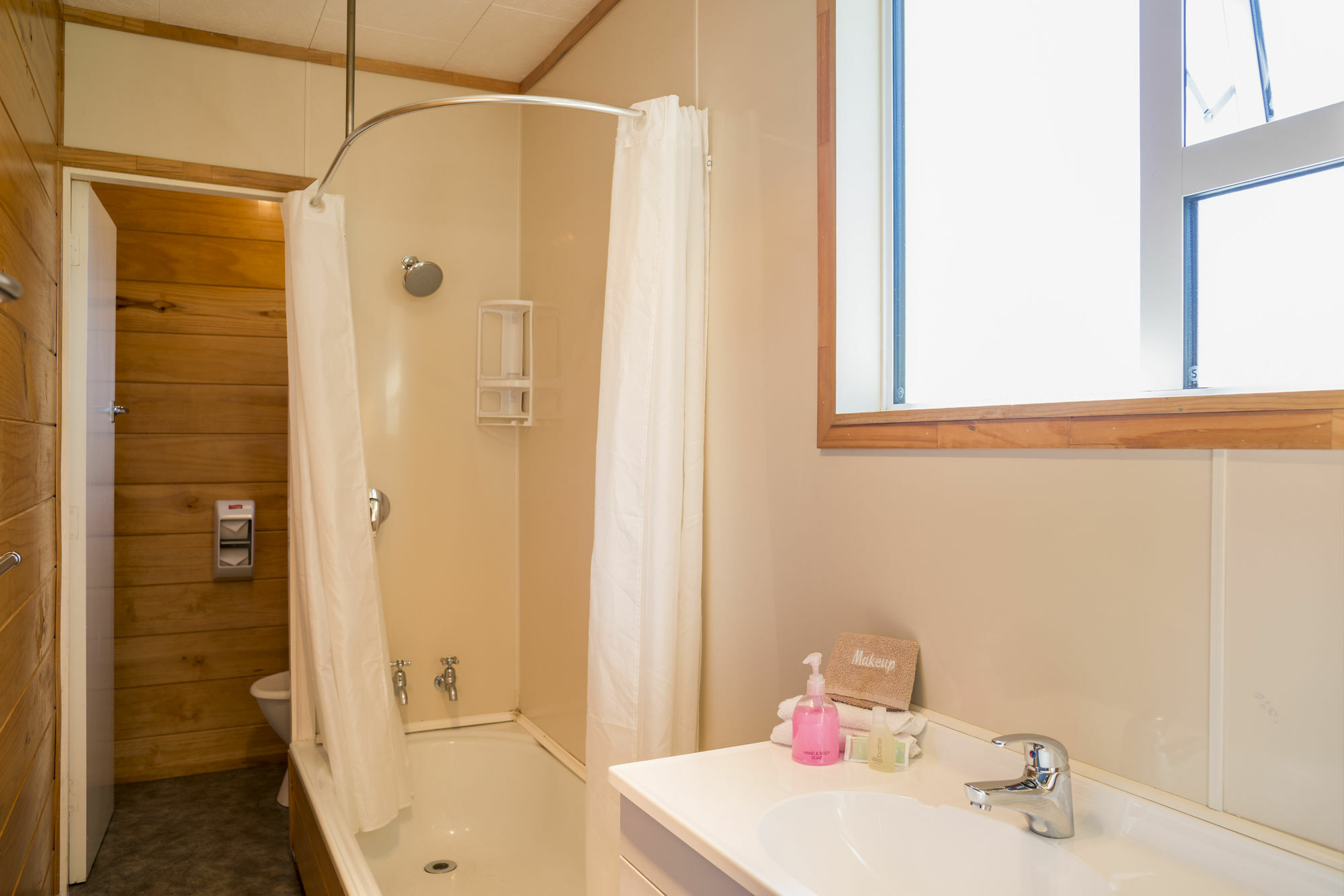 Fox Glacier Top 10 Holiday Park & Motels Экстерьер фото